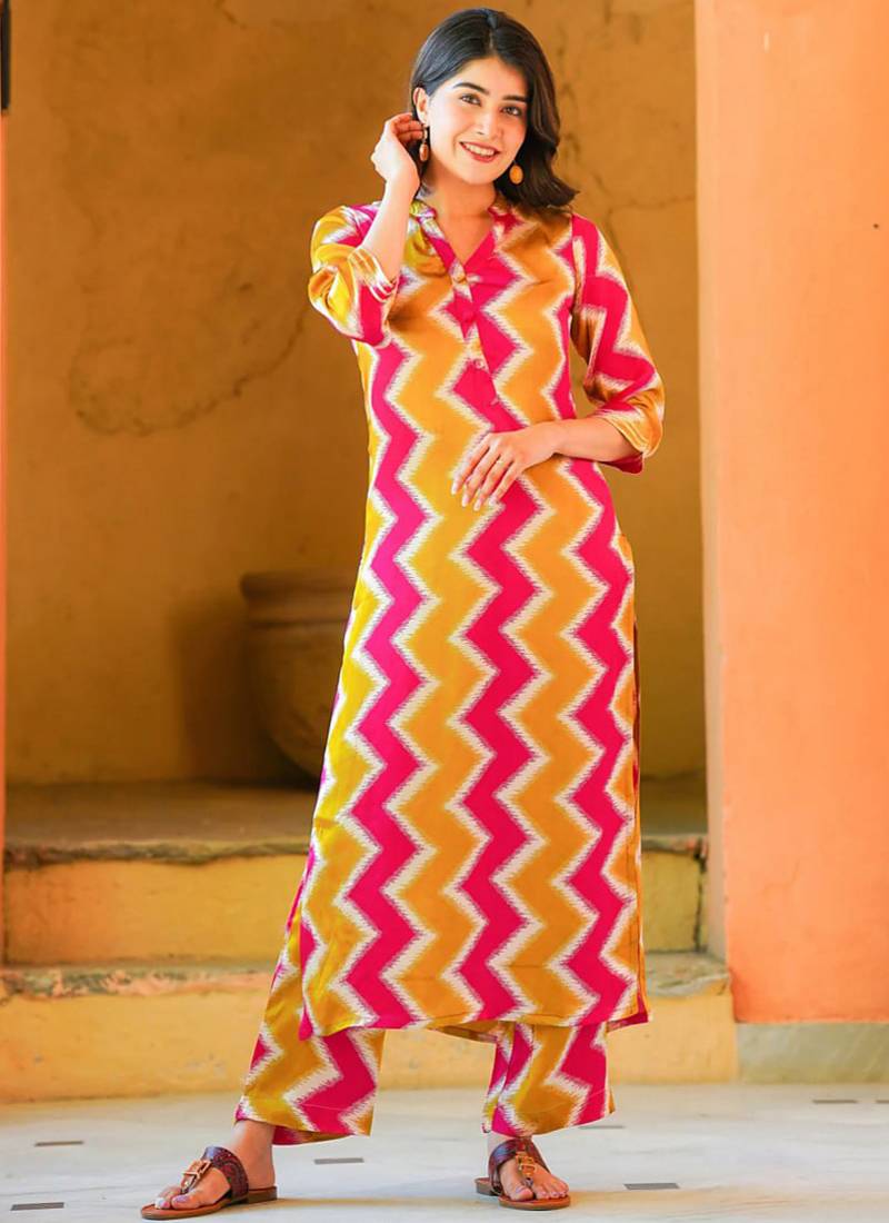 Pink muslin digital print kurta pant set