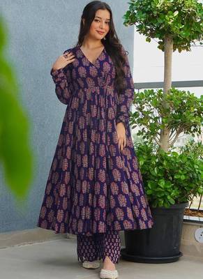 Blue rayon digital printed kurti with pant set 1