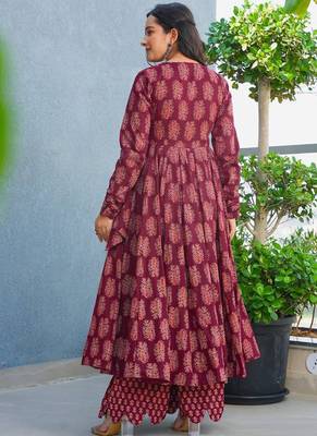 Maroon rayon digital printed kurti with pant set 2