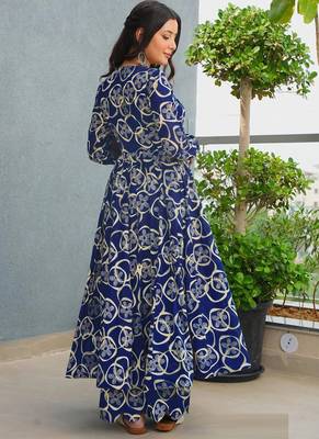 Blue rayon digital printed kurti with pant set 2