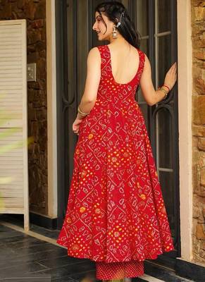 Red rayon digital printed kurti with palazzo set 2