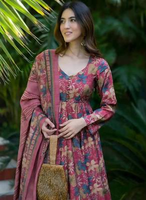 Dusty pink muslin silk blend digital printed kurti with palazzo set 2