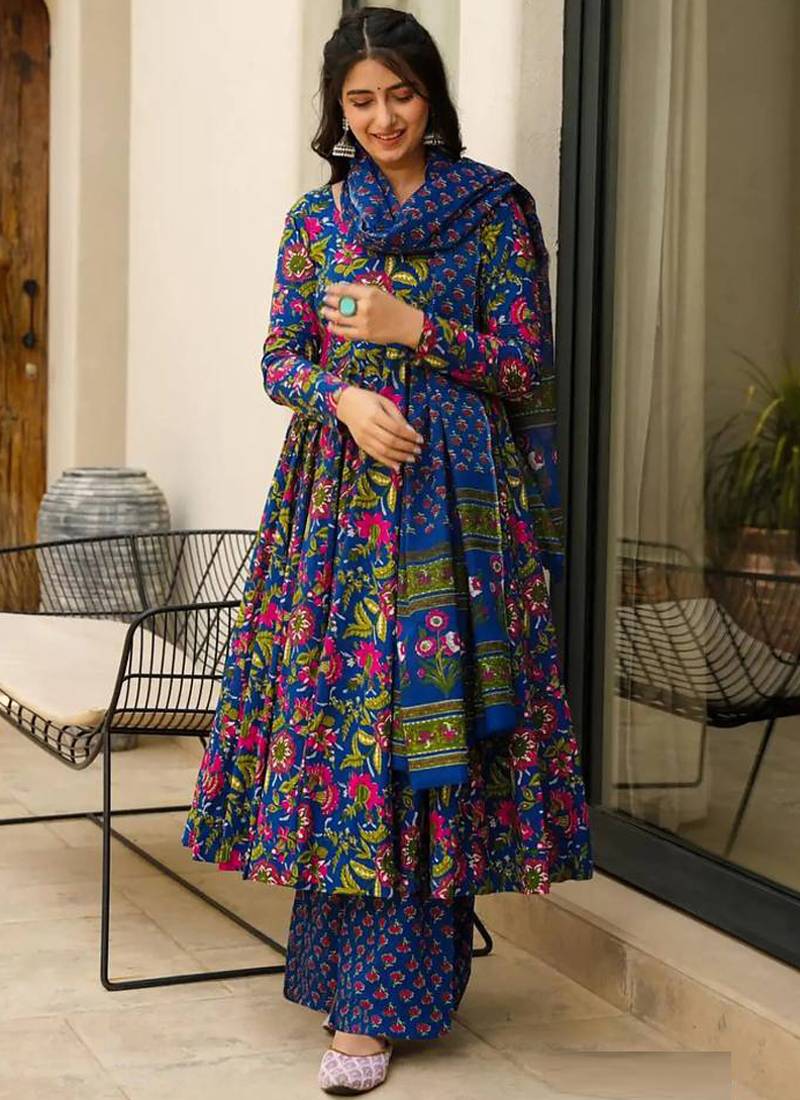 Blue muslin silk blend digital printed kurti with palazzo set