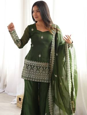 Elegant green crunchy silk embroidered kurta bell bottom palazzo dupatta festive set 4