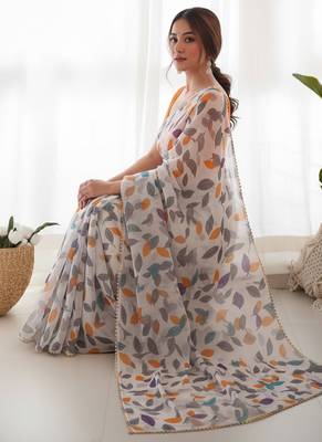 Fenta heavy chiffon printed lace border saree with blouse 4