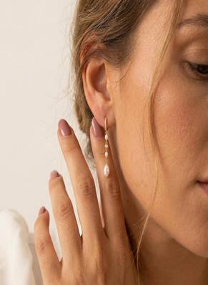 Elegant Freshwater Pearl Drop Hoop Earrings     Gold Bridal Jewelry 1
