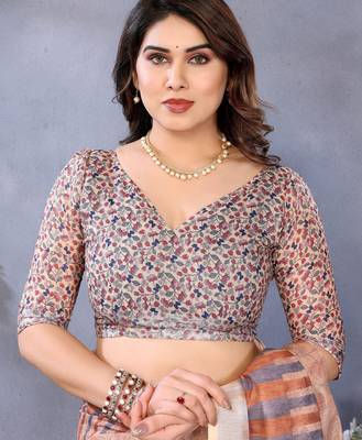 Handloom linen cotton zari border digital printed saree  with attached blouse 4