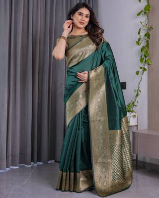Green elegant zari woven banarasi silk sarees with attached blouse 2