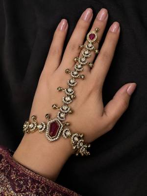 Maroon Stone & Agate Stone Haath Phool (Hath Panja), Antique Gold-Plated 1