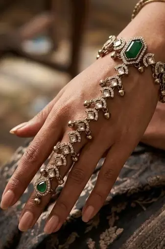 Green Stone & Agate Stone Haath Phool (Hath Panja)     Antique Gold-Plated Hand Jewelry