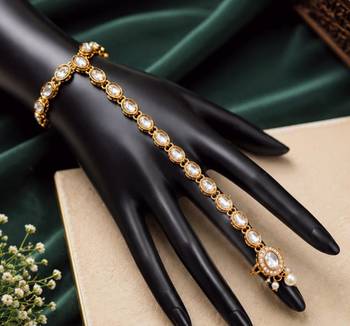 White Stone & Agate Stone Antique Gold-Plated Haath Phool (Hath Panja) 2