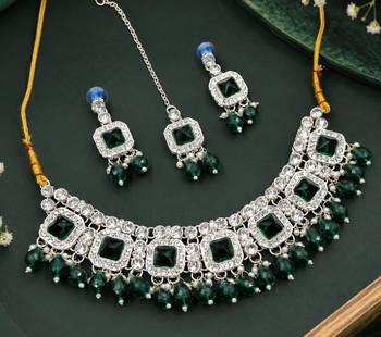 Green Color Necklace Set with Earrings & Maang Tikka | Agate Stone | Gold Plated 2