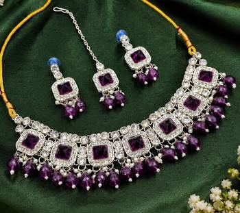 Purple Color Agate Stone Necklace Set with Earrings & Maang Tikka | Gold-Plated 2