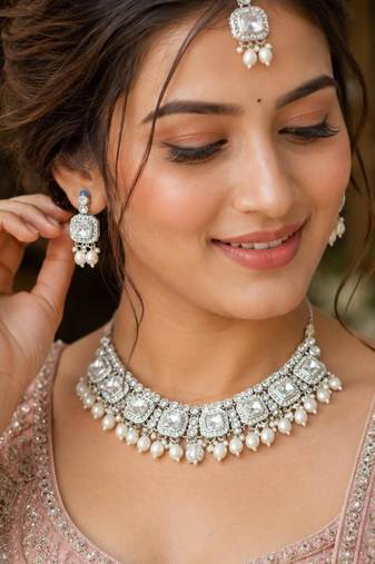 White Color Agate Stone Necklace Set with Earrings & Maang Tikka | Gold-Plated Jewelry Set