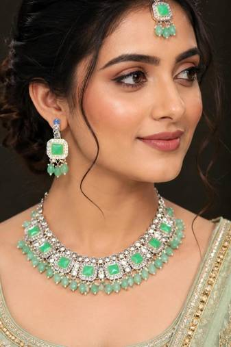 Pista Color Agate Stone Necklace Set with Earrings & Maang Tikka | Gold-Plated Jewelry Set