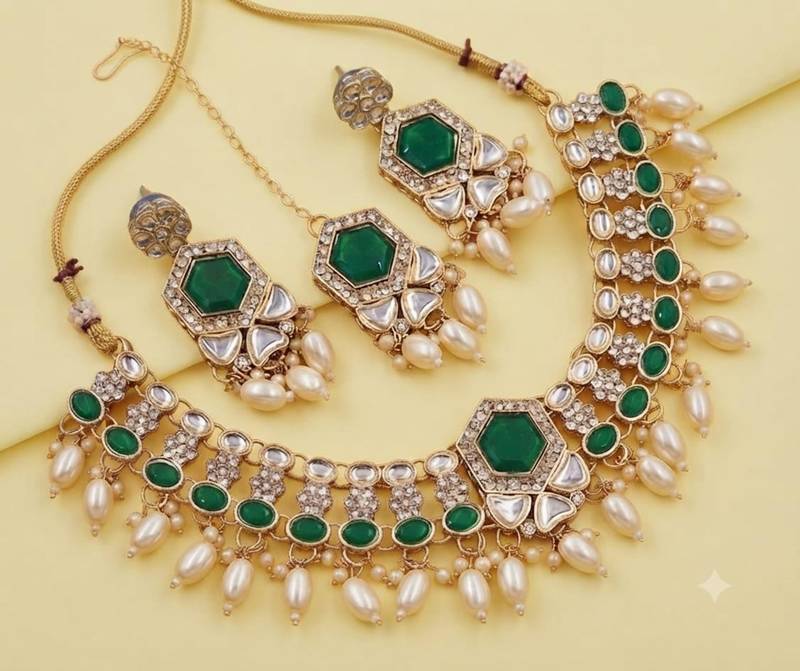 Green color necklace set with earrings and maang tikka     agate stone, lekar gold plating