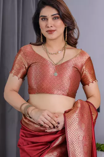 Red elegant zari woven banarasi silk sarees with attached blouse