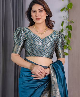 Rama elegant zari woven banarasi silk sarees with attached blouse 4