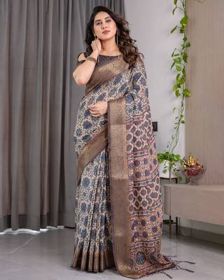 Pure handloom linen floral printed saree with blouse 2