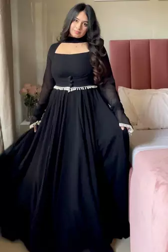 black color fancy lace border faux georgette
