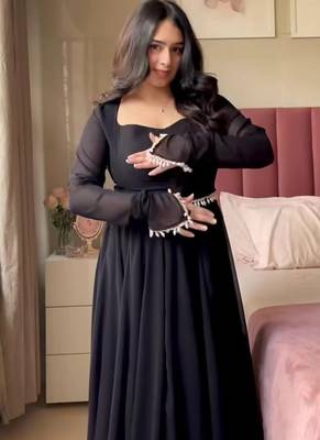 black color fancy lace border faux georgette 4