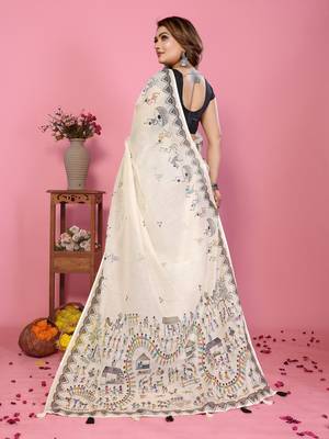 Soft linen cotton printed saree
with cotton tassles on pallu 
matching blouse 3