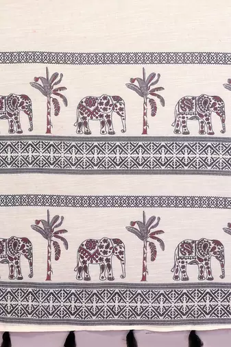 Soft linen cotton printed saree
with cotton tassles on pallu 
matching blouse