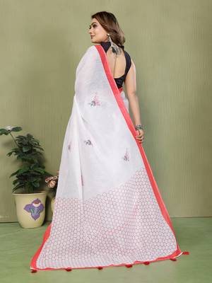 Soft linen cotton printed saree
with cotton tassles on pallu 
matching blouse 3