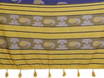 Soft linen cotton printed saree
with cotton tassles on pallu 
matching blouse 5