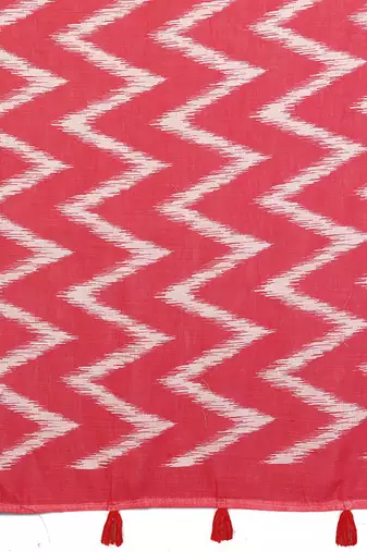 Soft linen cotton printed saree
with cotton tassles on pallu 
matching blouse