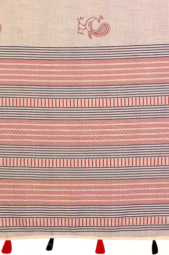 Soft linen cotton printed saree
with cotton tassles on pallu 
matching blouse