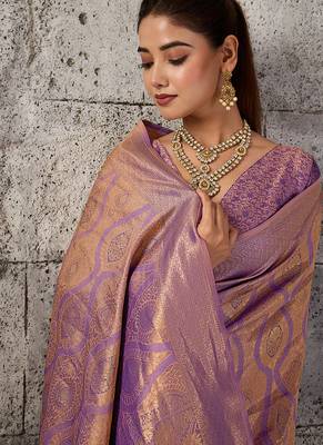 Mauve purple kanjivaram silk blend zari woven saree with unstiched blouse 4