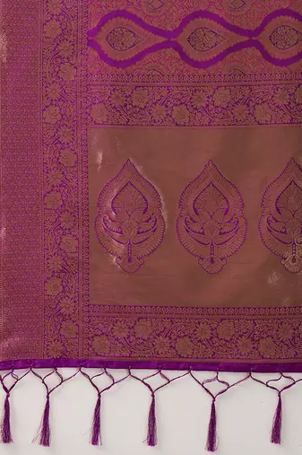 Magenta kanjivaram silk blend zari woven saree with unstiched blouse