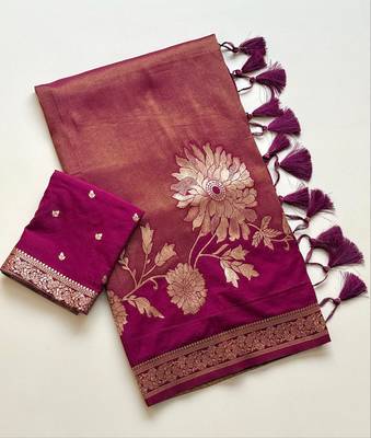 Magenta Color Designer Pallu With Shine Elegant Tassel Fumka Hand Made Khaddi Crepe Georgette Saree 5