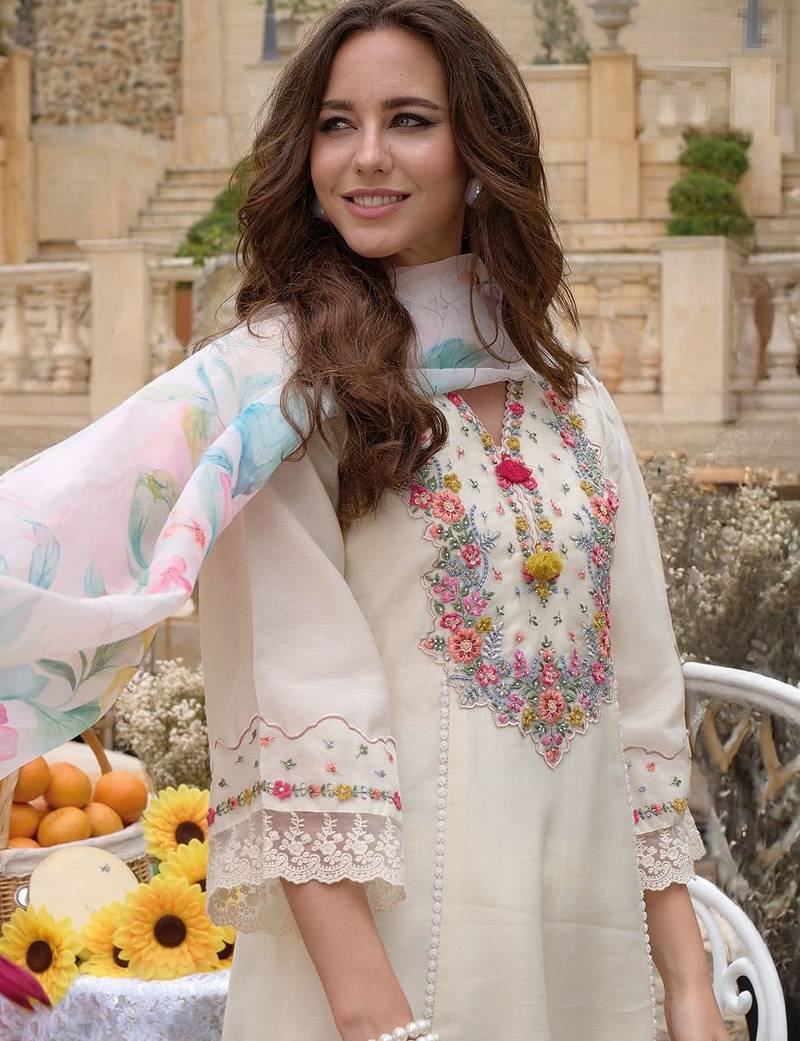 Floral Embroidered Kurta With Trousers & Dupatta