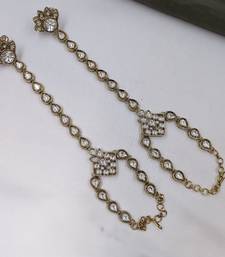 White Stone & Agate Stone Haath Phool (Hath Panja), Antique Gold-Plated