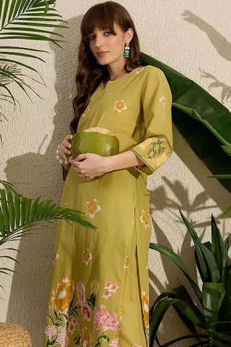 Floral Printed Sequinned  Cotton Kurta with Trousers