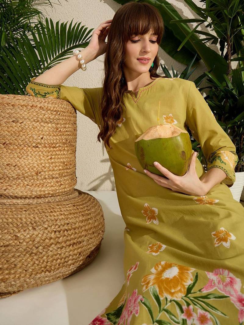 Floral Printed Sequinned  Cotton Kurta with Trousers
