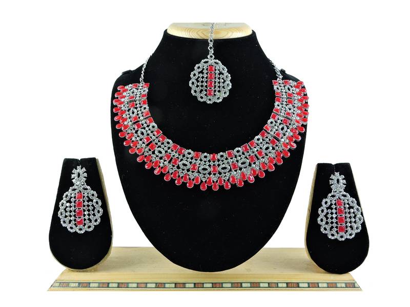 Red designer premium festive wear necklace set