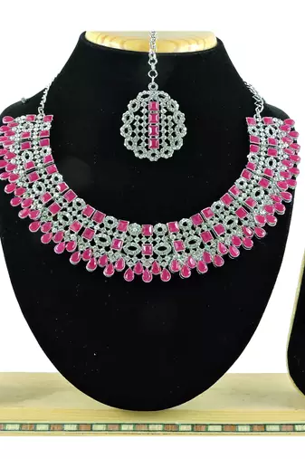 Red designer premium festive wear necklace set