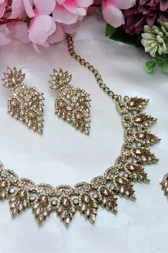 Gold designer premium festive wear necklace set