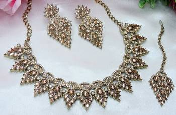 Gold designer premium festive wear necklace set 3