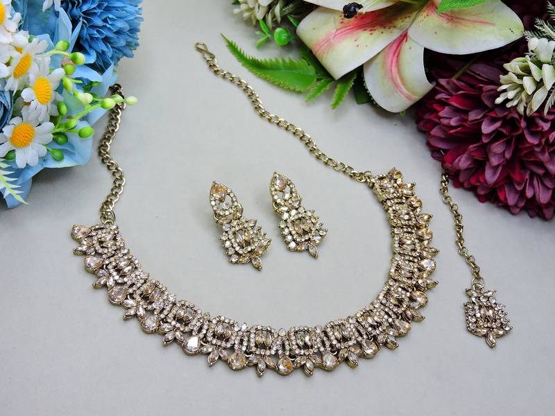 Gold designer premium festive wear necklace set