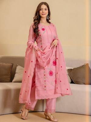 Women Floral Embroidered Straight Kurta with Trousers & Dupatta 6