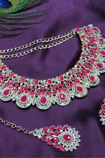 Red designer premium festive wear necklace set