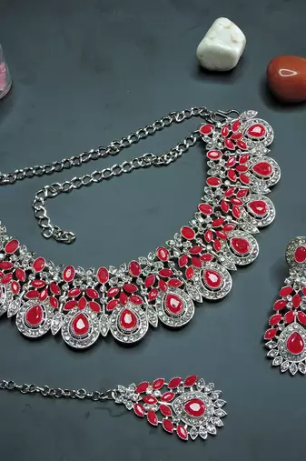 Red designer premium festive wear necklace set