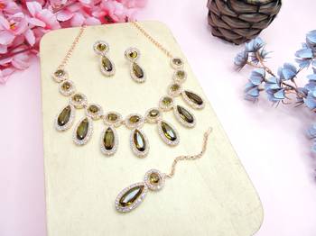 Green designer premium festive wear necklace set 2