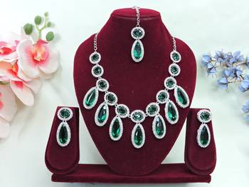 Green designer premium festive wear necklace set 1