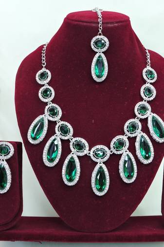 Green designer premium festive wear necklace set