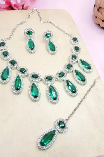 Green designer premium festive wear necklace set